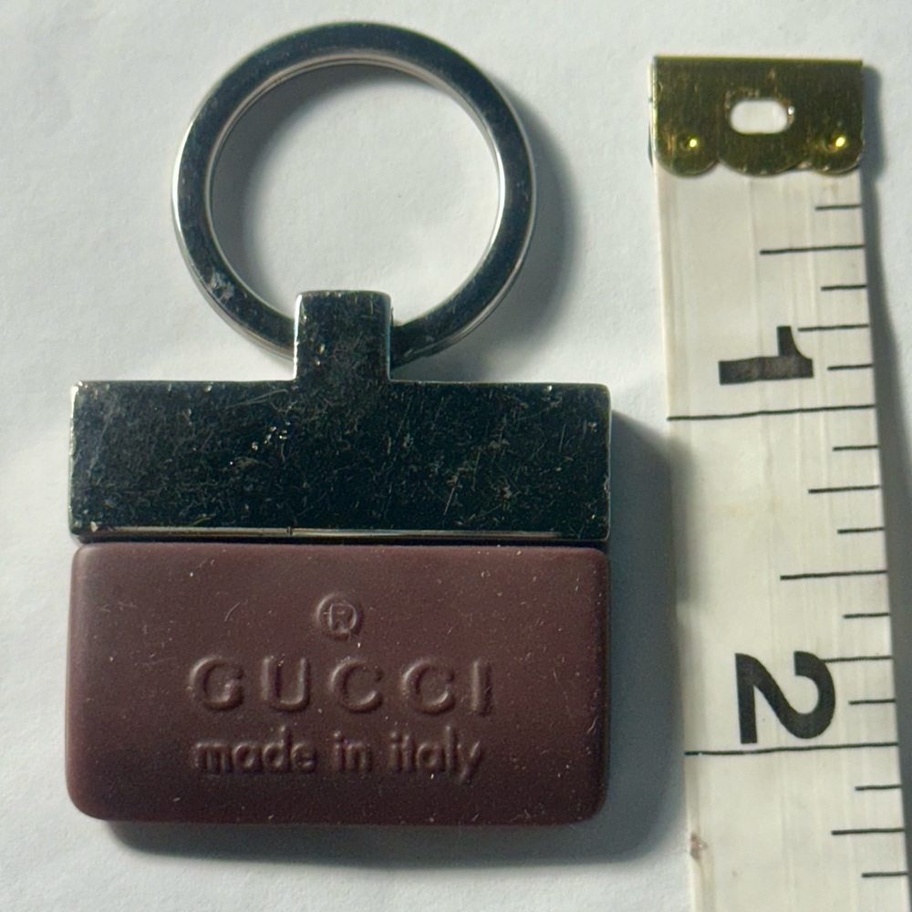 100% Authentic Vintage Gucci Key Chain in Dark Brown Rubber & Brass w/ Box - Picture 5 of 9